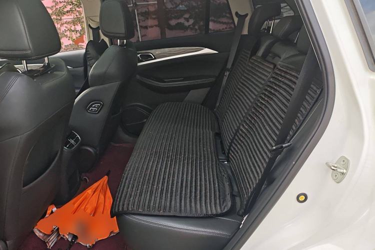 Used Skyworth EV6 2021 520 Standard Edition Left Rear Seat