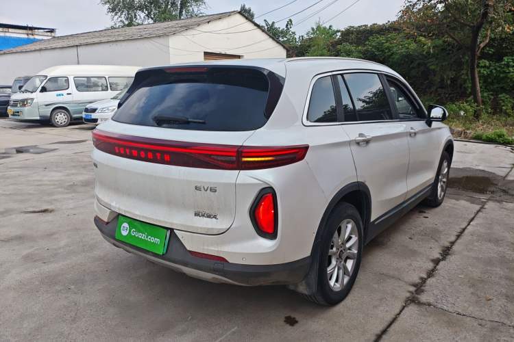 Used Skyworth EV6 2021 520 Standard Edition Rear Right 45 Deg