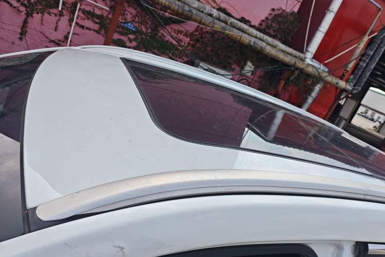 Used Skyworth EV6 2021 520 Standard Edition Roof