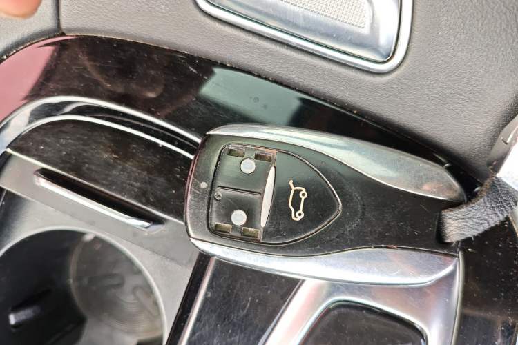 Used Skyworth EV6 2021 520 Standard Edition Vehicle Key