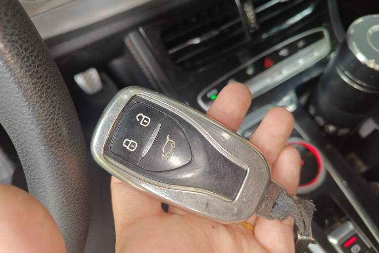 Used Skyworth EV6 2021 410 Travel Edition Vehicle Key