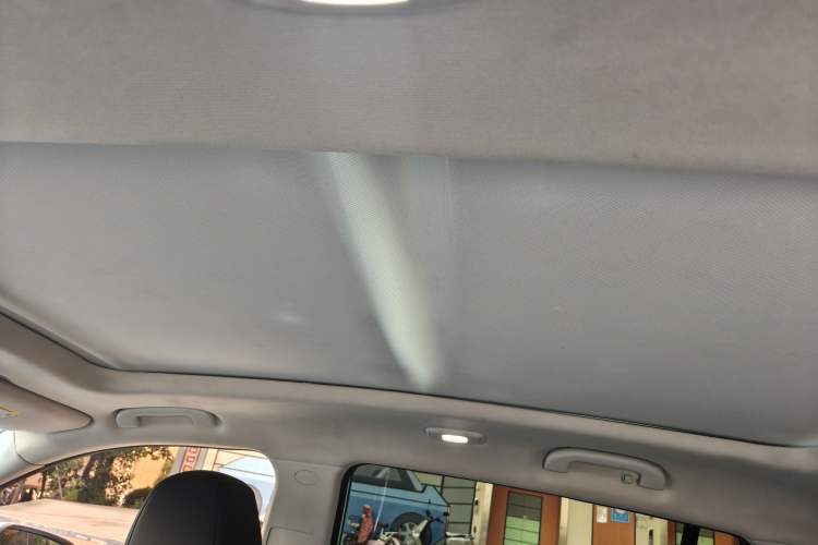 Used Skyworth EV6 2022 620 Smart Edition Interior 5