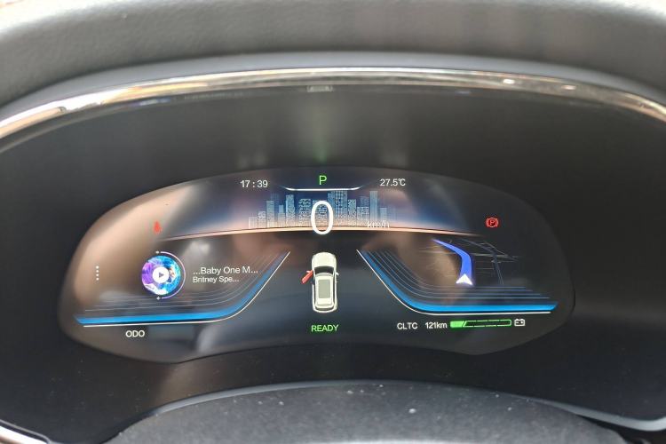 Used Skyworth EV6 2022 620 Smart Edition Interior 9