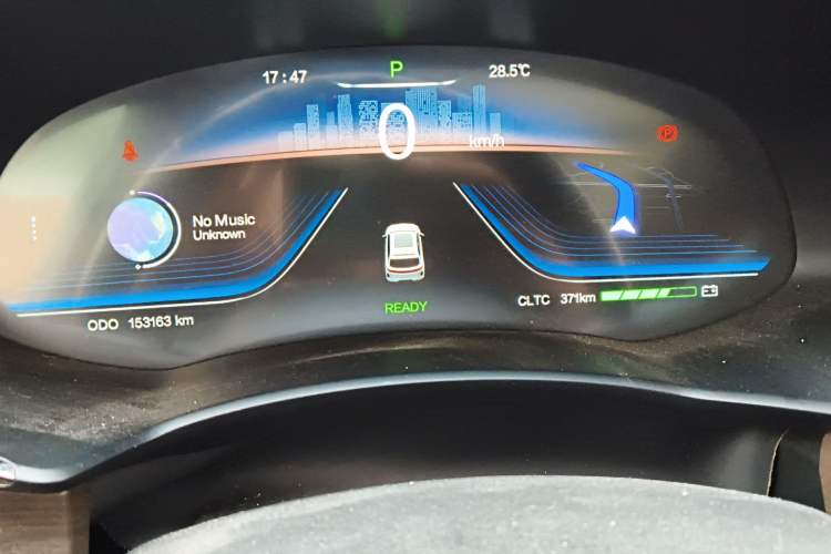 Used Skyworth EV6 2022 620 Smart Edition Odometer Close Up