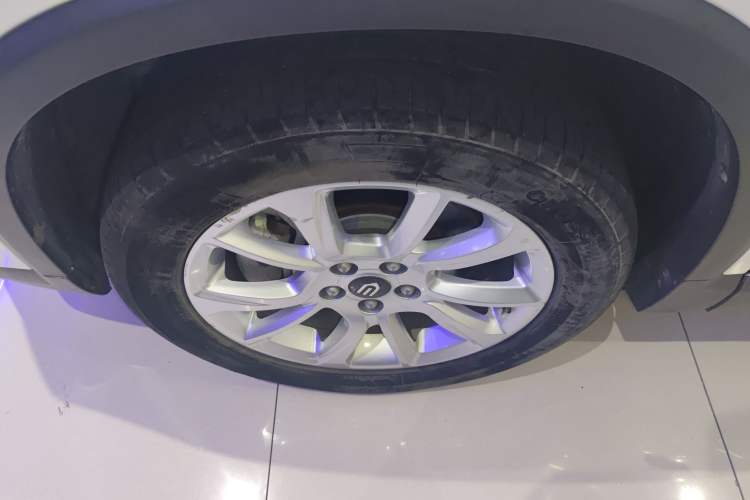 Used Skyworth EV6 2022 520 Standard Edition Left Front Wheel Hub
