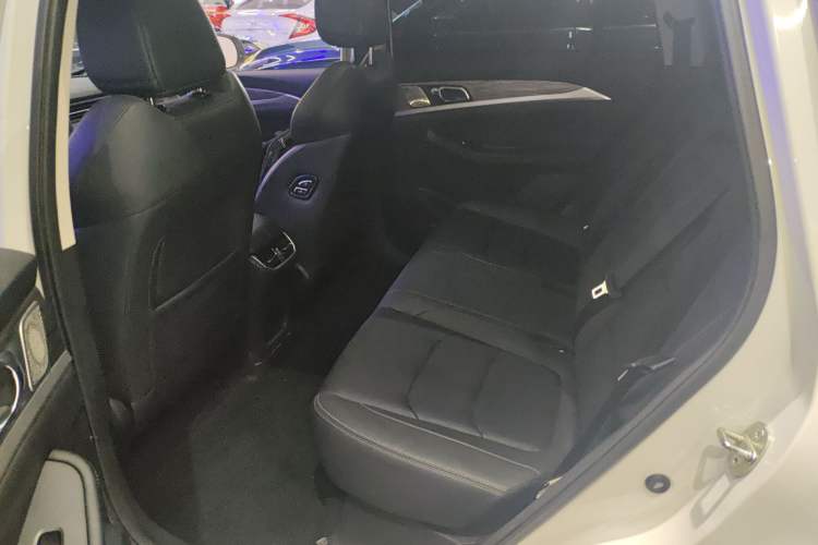 Used Skyworth EV6 2022 520 Standard Edition Left Rear Seat
