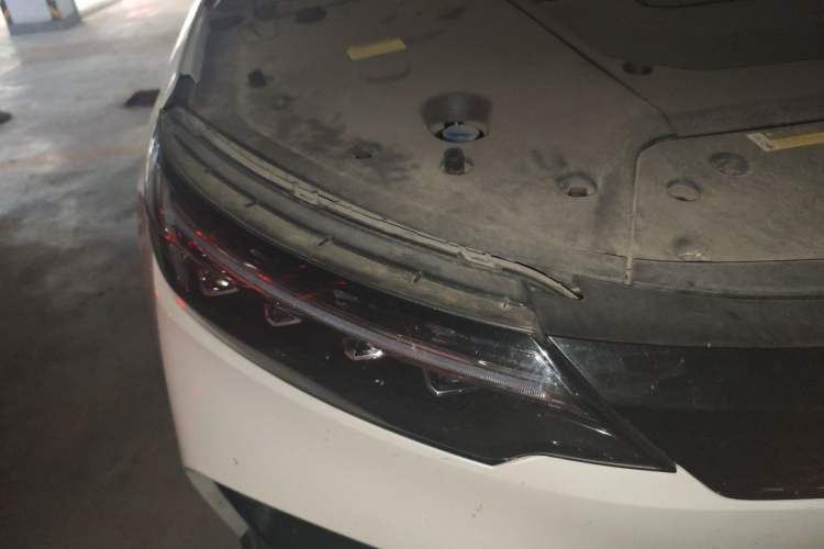 Used Skyworth EV6 2022 410 Travel Edition Right Front Headlight