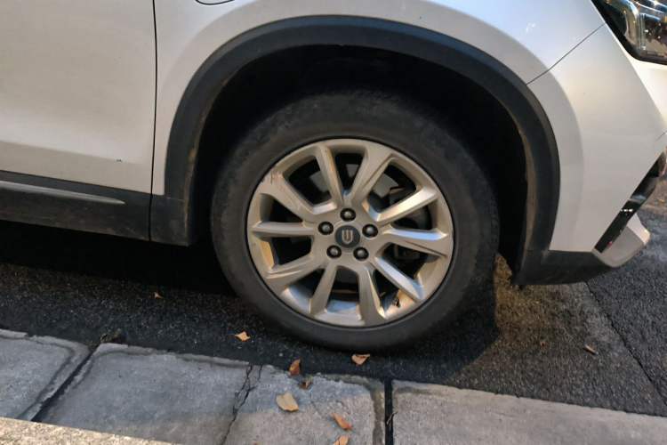 Used Skyworth EV6 2022 620 Joyful Edition Right Front Wheel Hub