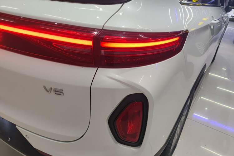 Used Skyworth EV6 2022 520 Standard Edition Right Rear Taillight