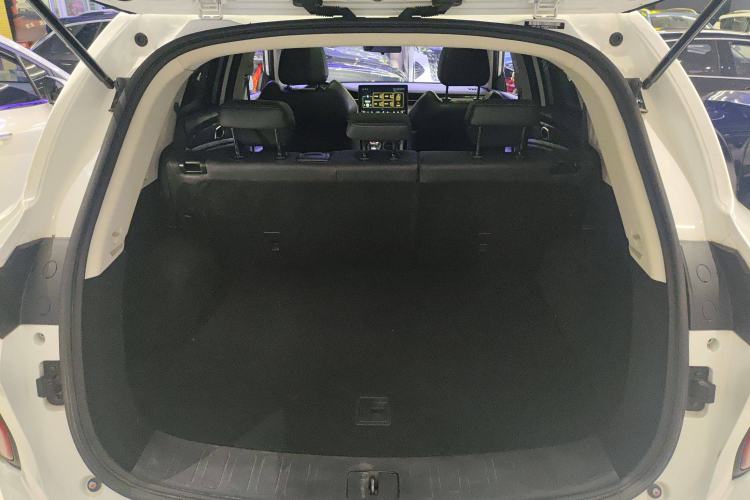 Used Skyworth EV6 2022 520 Standard Edition Trunk