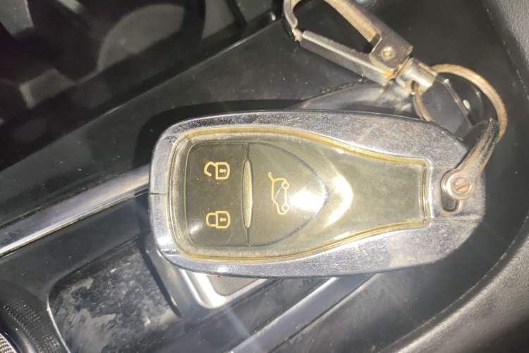 Used Skyworth EV6 2022 520 Standard Edition Vehicle Key