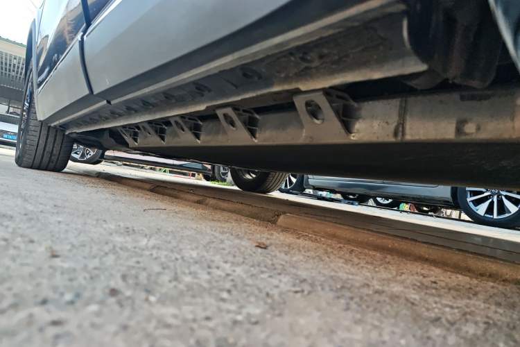 Used Skyworth EV6 2023 410 ZhiShang Edition Left Side Sill