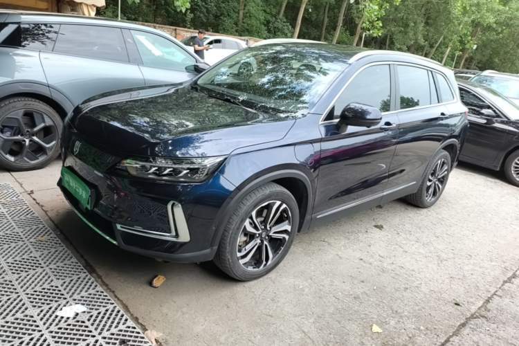 Used Skyworth EV6 2023 Facelifted MAX Guazi used car, China used car export, Used car for sale, Used  cars, Cheapest cars for sale