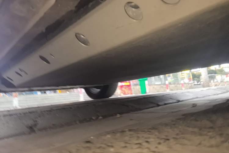 Used Skyworth EV6 2023 410 Elite Edition Chassis Rear Left