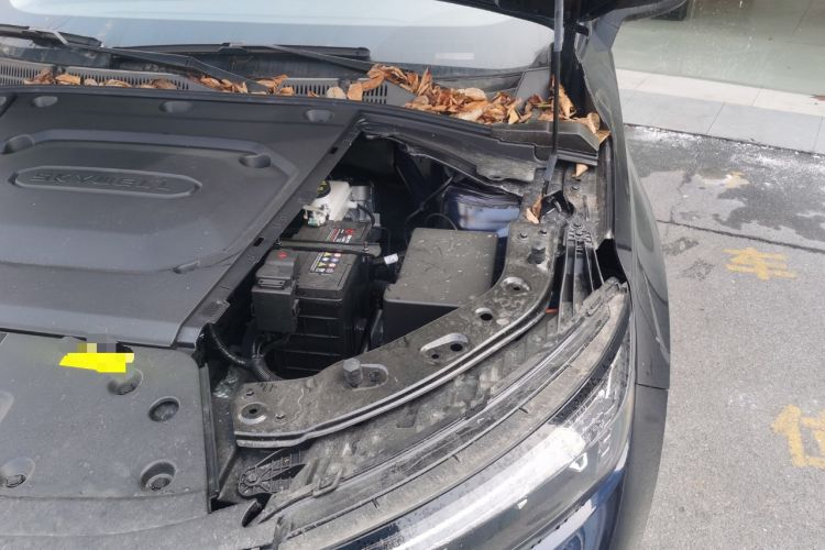 Used Skyworth EV6 2023 410 ZhiShang Edition Engine Bay Left