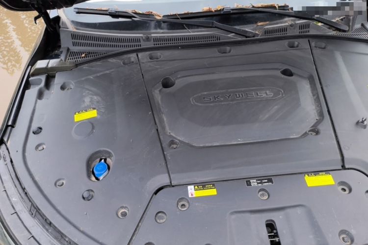 Used Skyworth EV6 2023 Ultra-Charging Edition Engine Bay Right