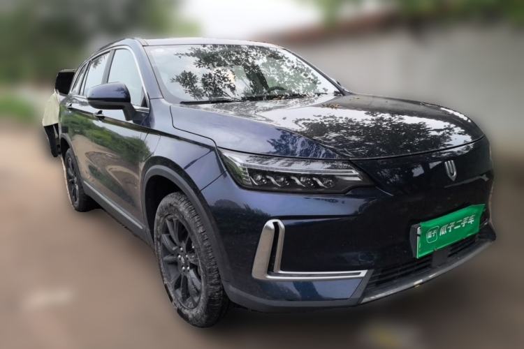 Used Skyworth EV6 2023 Ultra-Charging Edition Front Right 45 Deg
