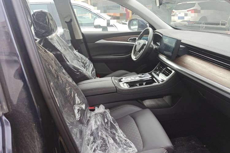 Used Skyworth EV6 2023 Ultra-Charging Edition Right Front Seat