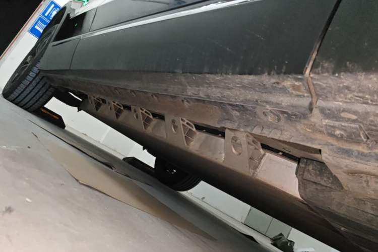 Used Skyworth EV6 2023 Rujian Edition Right Side Sill