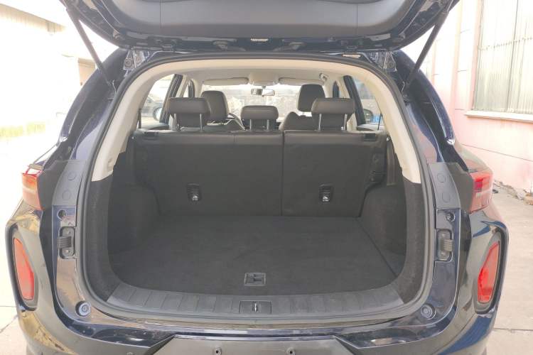 Used Skyworth EV6 2023 410 ZhiShang Edition Trunk