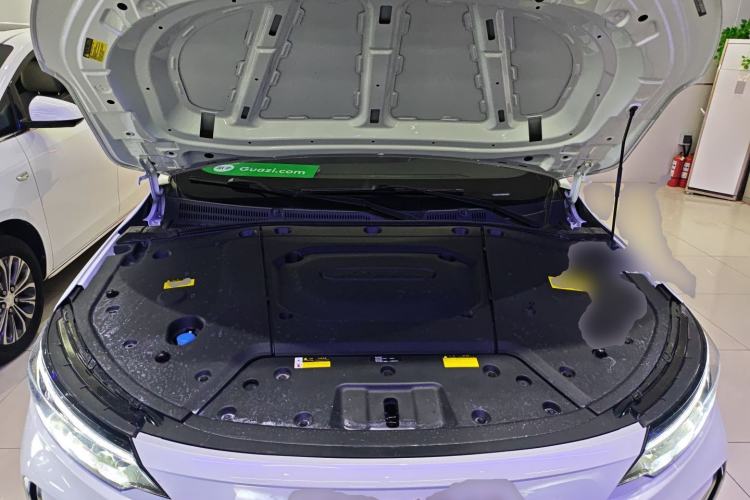 Used Skyworth EV6 2023 410 Elite Edition Engine Bay