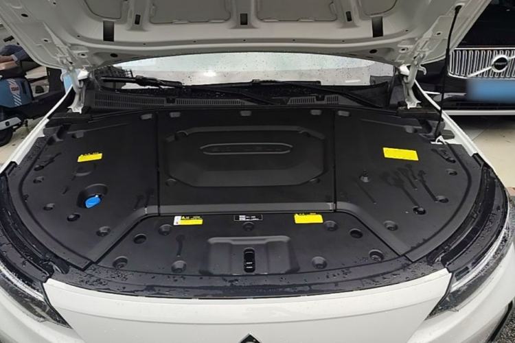 Used Skyworth EV6 2023 President's Edition Engine Bay