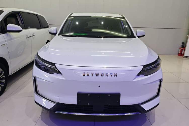 Used Skyworth EV6 2023 410 Elite Edition Front