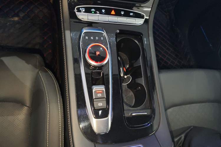 Used Skyworth EV6 2023 410 Elite Edition Gear Lever