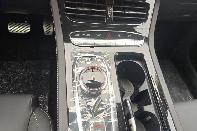 Used Skyworth EV6 2023 Ultra-Charging Edition Gear Lever