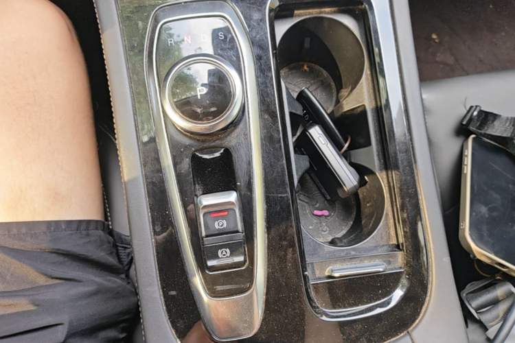 Used Skyworth EV6 2023 AIR model Gear Lever