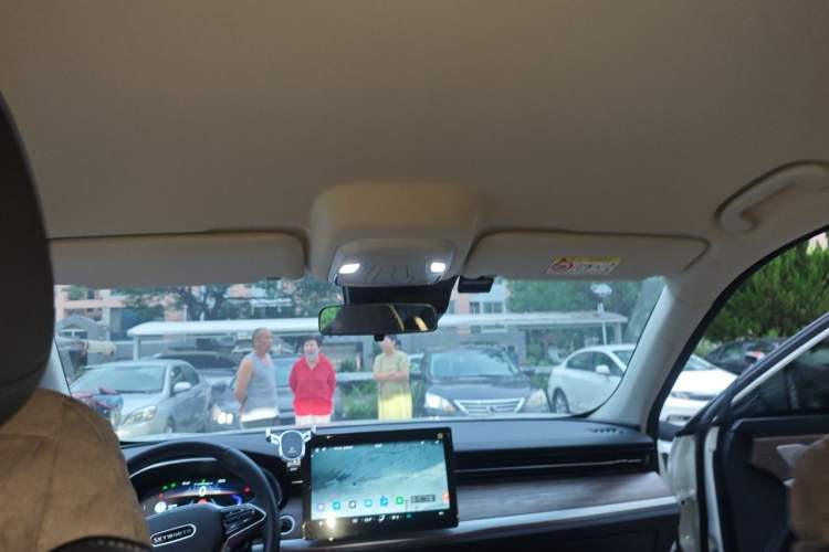 Used Skyworth EV6 2023 AIR model Headliner