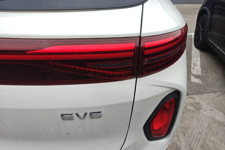 Used Skyworth EV6 2023 Ultra-Charging Edition Right Rear Taillight