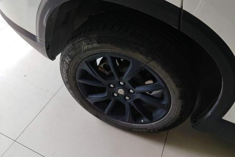 Used Skyworth EV6 2023 AIR model Right Rear Wheel Hub