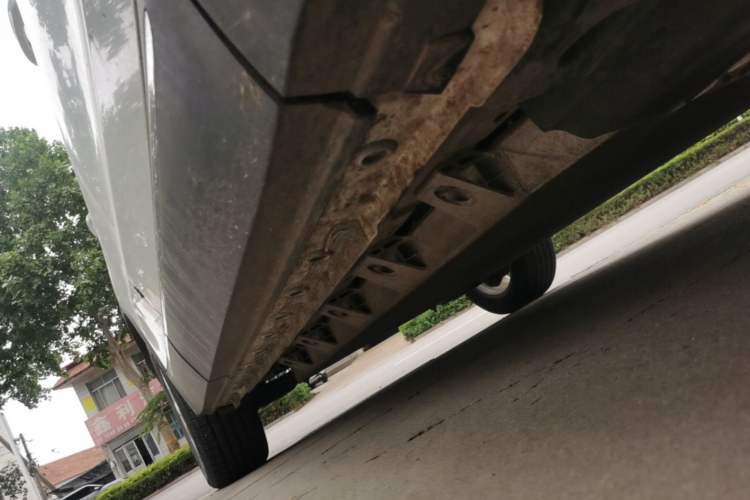 Used Skyworth EV6 2023 520 Smart Edition Right Side Sill