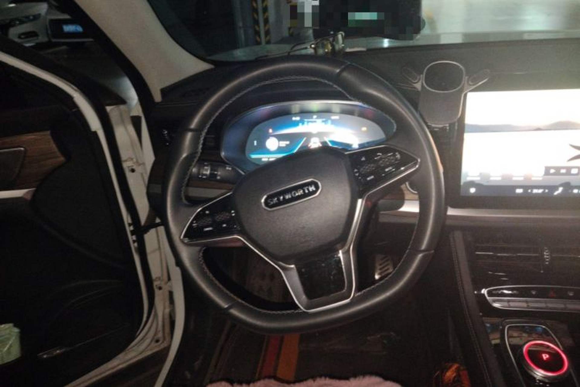 Used Skyworth EV6 2023 AIR model Steering Wheel