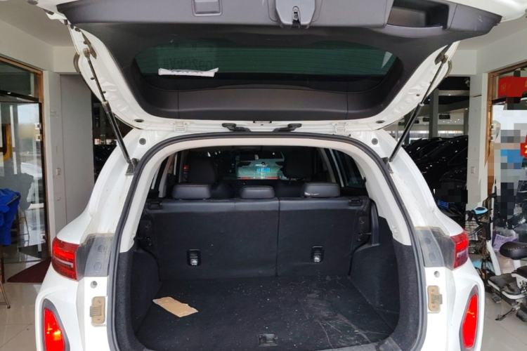Used Skyworth EV6 2023 AIR model Trunk