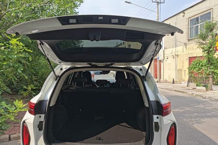 Used Skyworth EV6 2023 AIR model Trunk