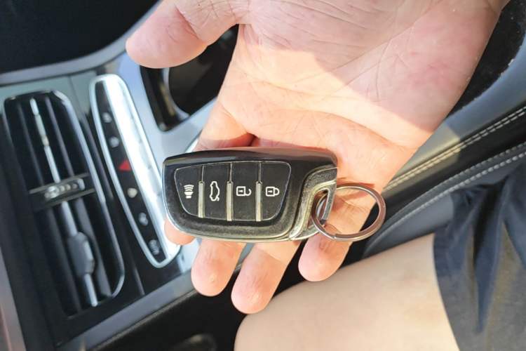 Used Skyworth EV6 2023 AIR model Vehicle Key