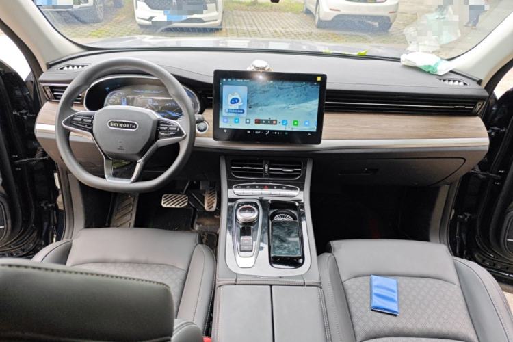 Used Skyworth EV6 2024 520 X-Trail Center Console