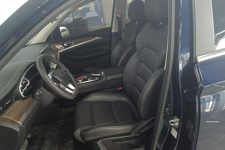 Used Skyworth EV6 2024 520 X-Trail Left Front Seat