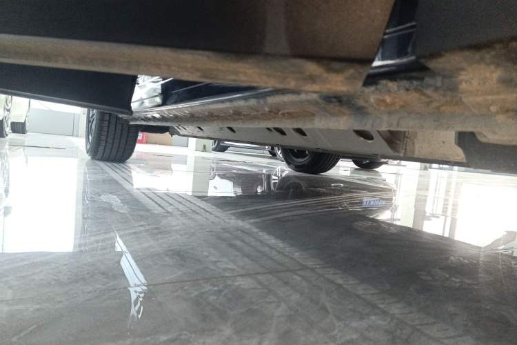 Used Skyworth EV6 2024 520 X-Trail Right Side Sill