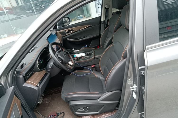 Used Skyworth EV6 2024 Facelift 520 Flash Charge Version Left Front Seat