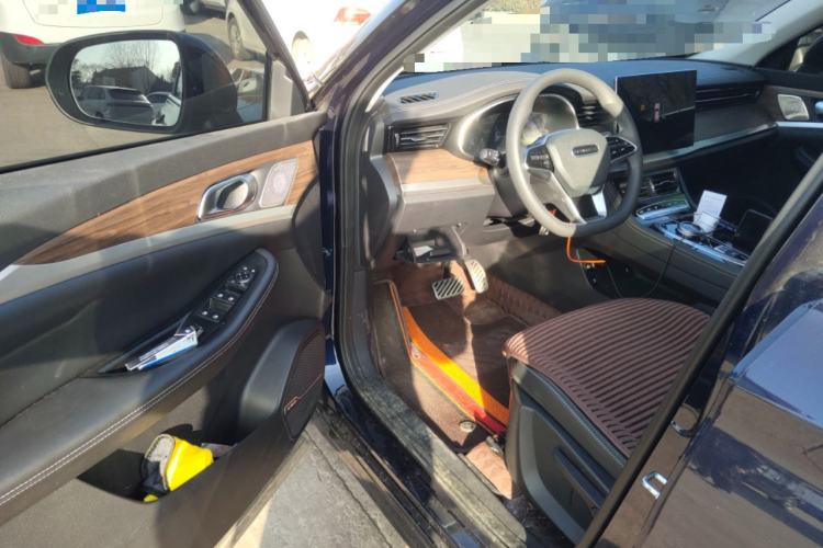 Used Skyworth EV6 2024 410 Travel Edition Driver Seat