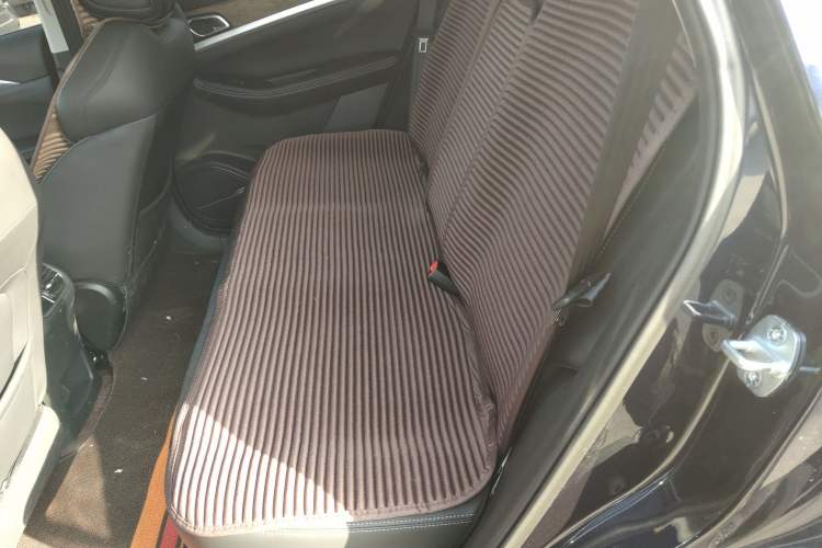 Used Skyworth EV6 2024 410 Travel Edition Left Rear Seat