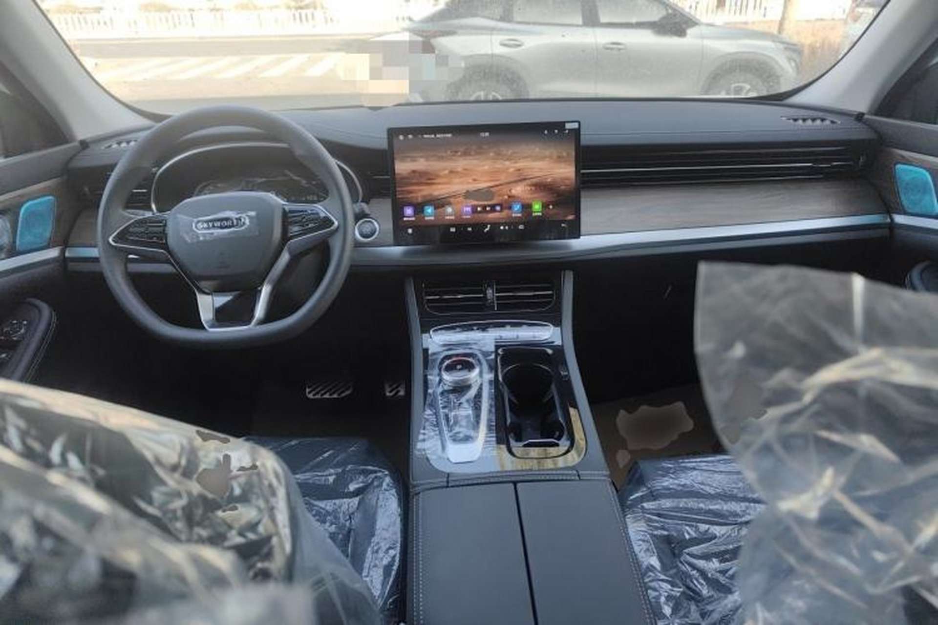 Used Skyworth EV6 2024 430 Extreme Edition Center Console