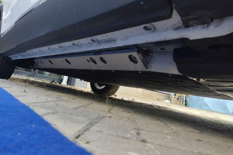 Used Skyworth EV6 2024 520 Flash Edition Chassis Front Right