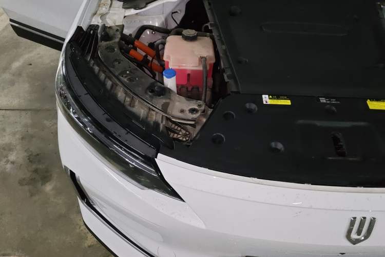 Used Skyworth EV6 2024 430 Cloud Charging Edition+ Engine Bay Right