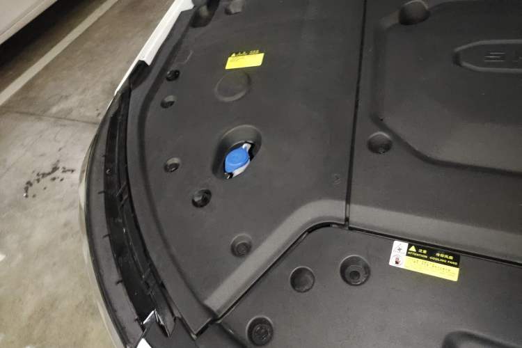 Used Skyworth EV6 2024 430 Cloud Charging Edition+ Engine Bay Right