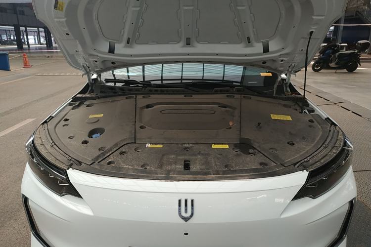 Used Skyworth EV6 2024 430 Extreme Bright Edition Engine Bay