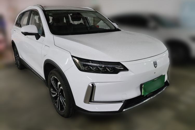 Used Skyworth EV6 2024 430 Cloud Charging Edition+ Front Right 45 Deg